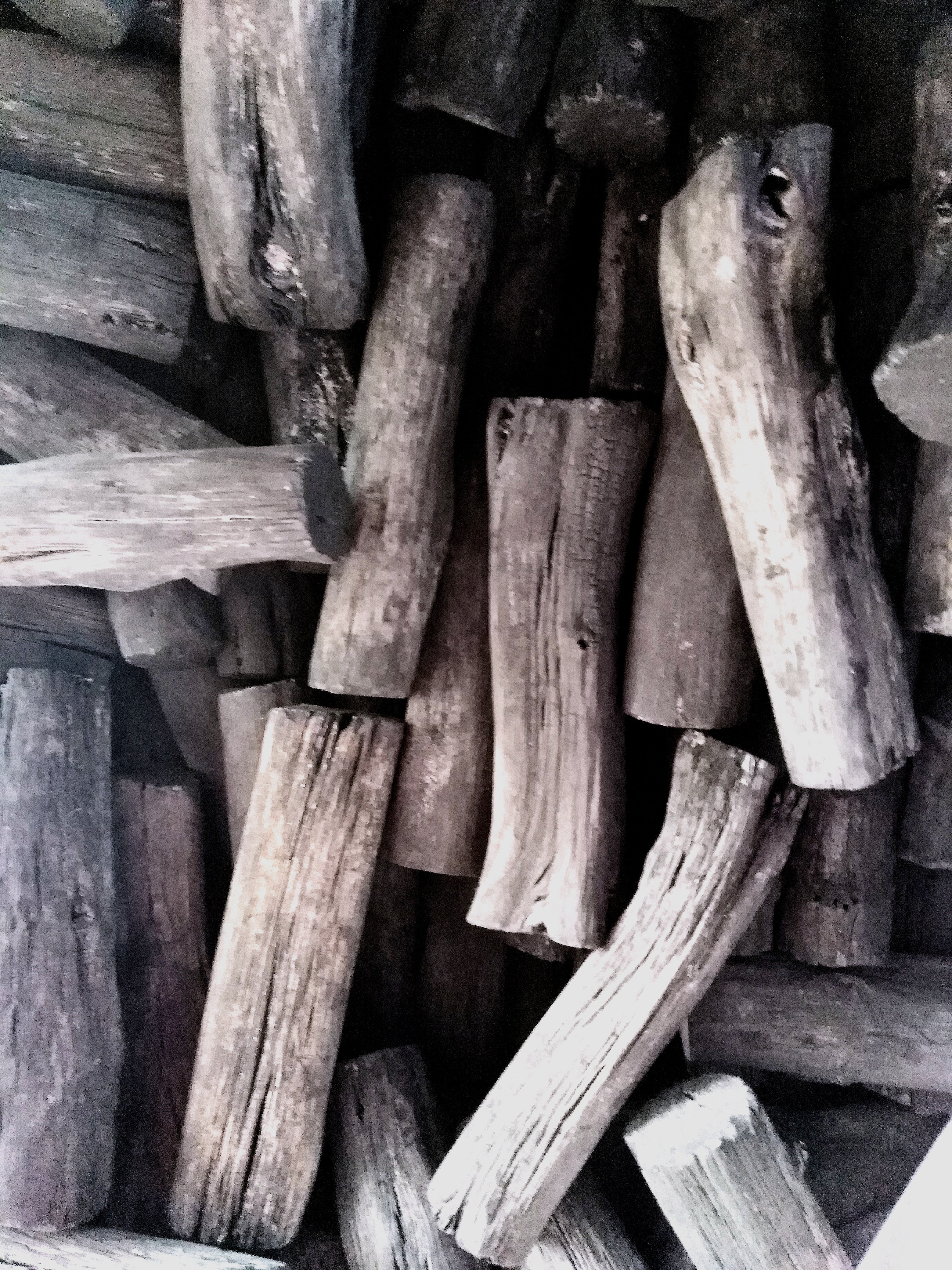 Charbon de bois Binchotan importé du Japon - 15 kg
